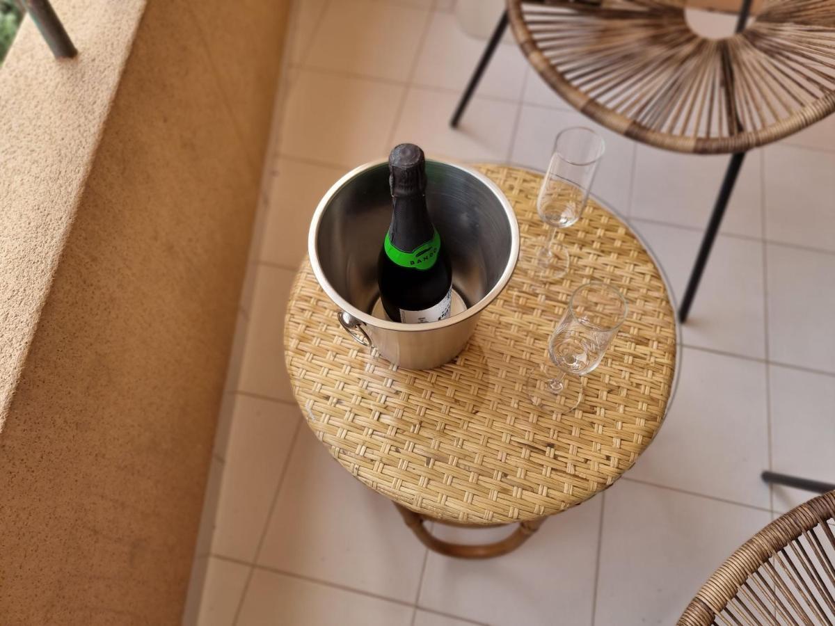 Apartamento Encantador Com Piscina Aquecida ปอร์ติเมา ภายนอก รูปภาพ